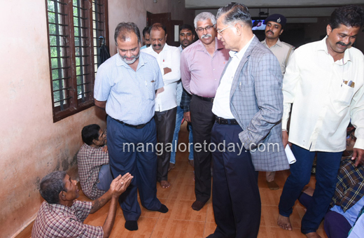 Lokayukta vists Destitute Rehabilitation Centre